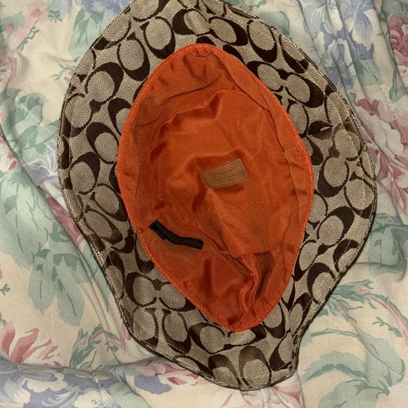 🤎🧡Vintage coach bucket hat🧡🤎 - Picture 2 of 4